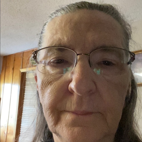 Meet your Posher, Sandra - Picture 1 of 1